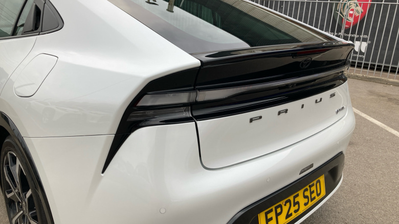 Toyota Prius 2.0 PHEV Excel 5dr CVT Hatchback